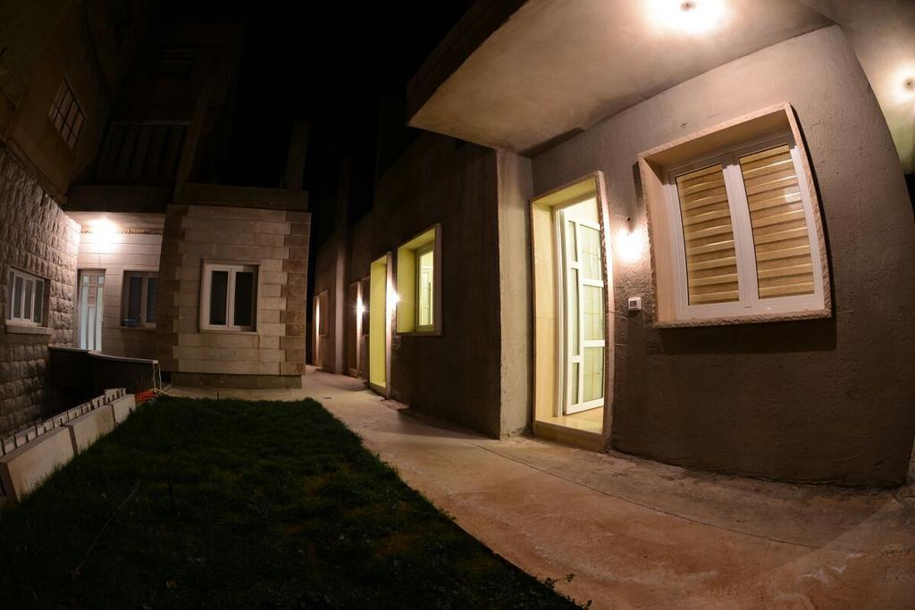 Bauhaus Chalets Apartment Bcharré Pokoj fotografie